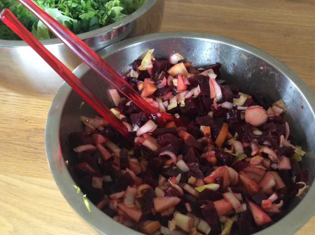 5 smaken salade met rode biet en witloof